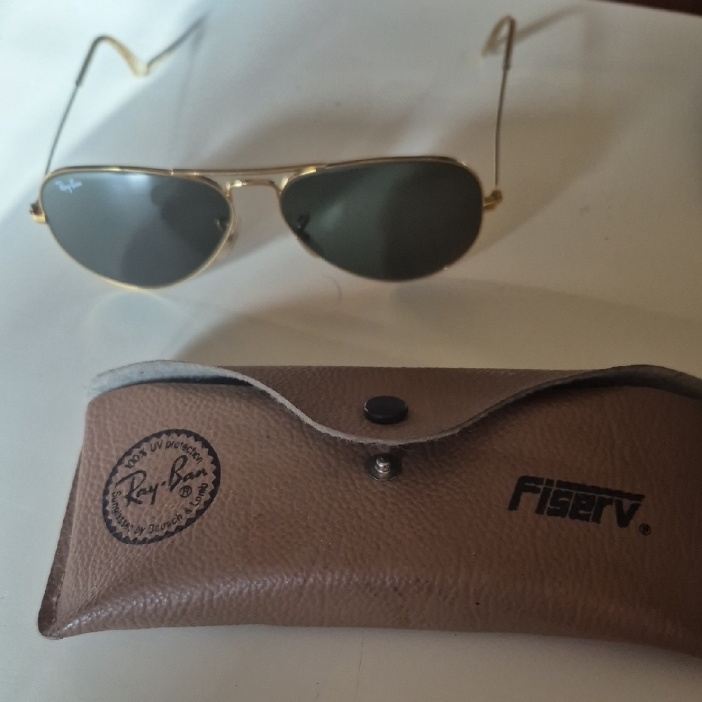 Ray-Ban Gold Frame Sunglasses with Dark Lenses